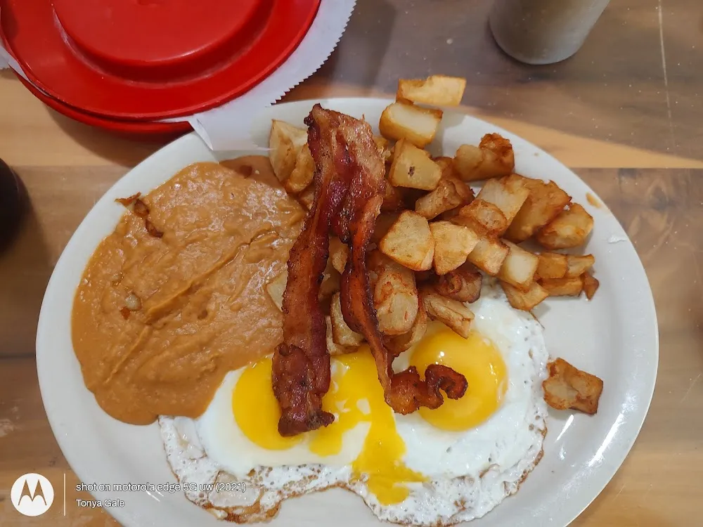 2 Pancakes 2 Eggs and 2 Bacon